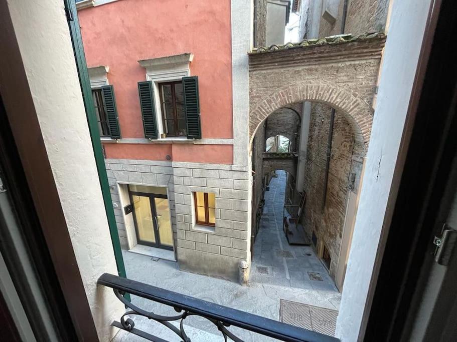 A Due Passi Da Piazza Grande Appartamento Montepulciano Stazione Esterno foto